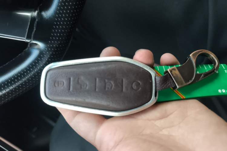 Used BYD Song L EV 2024 662 km Beyond Edition Vehicle Key
