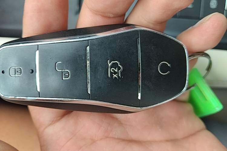 Used BYD Song L EV 2024 662 km Excellence Version Vehicle Key