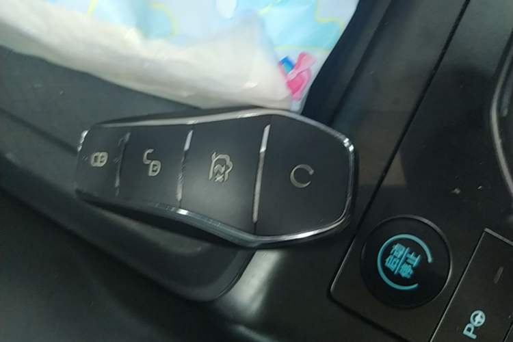 Used BYD Song L EV 2024 550 km Excellence Version Vehicle Key