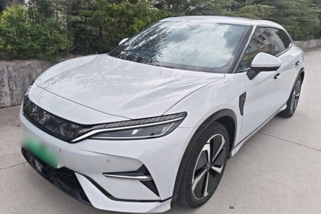BYD Song L EV 2024 662 km Excellence Version usado