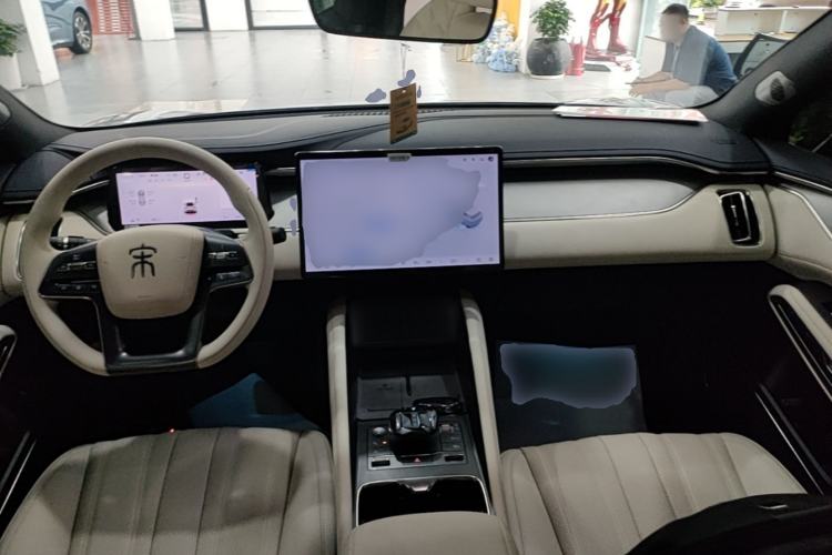 Used BYD Song L EV 2024 550km Beyond Edition Center Console