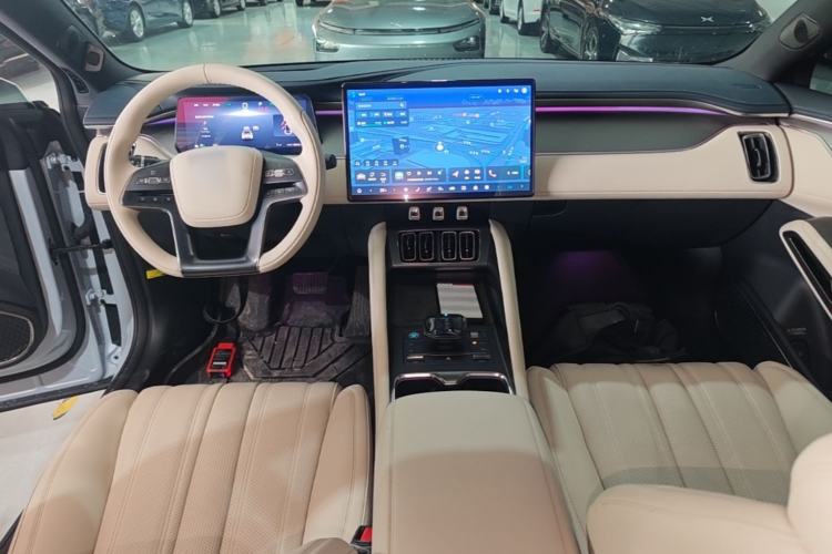 Used BYD Song L EV 2024 662 km Excellence Version Center Console