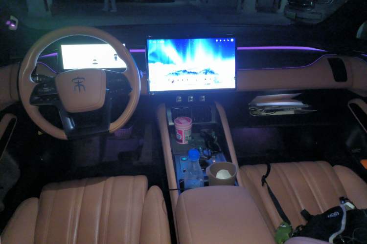 Used BYD Song L EV 2024 662 km Excellence Version Center Console