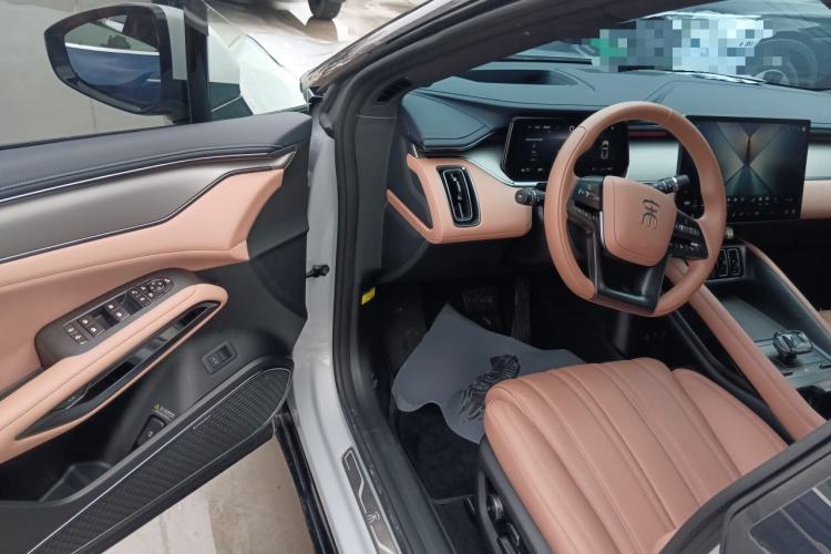 Used BYD Song L EV 2024 662 km Excellence Version Driver Seat