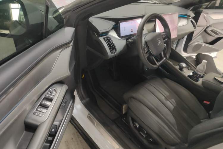 Used BYD Song L EV 2024 550 km Excellence Version Driver Seat