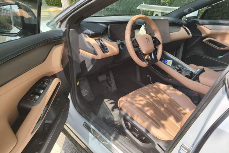 Used BYD Song L EV 2024 550 km Excellence Version Driver Seat