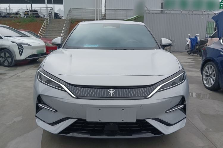 Used BYD Song L EV 2024 662 km Excellence Version Front