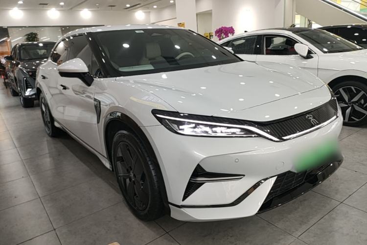 Used BYD Song L EV 2024 550km Beyond Edition Front Right 45 Deg