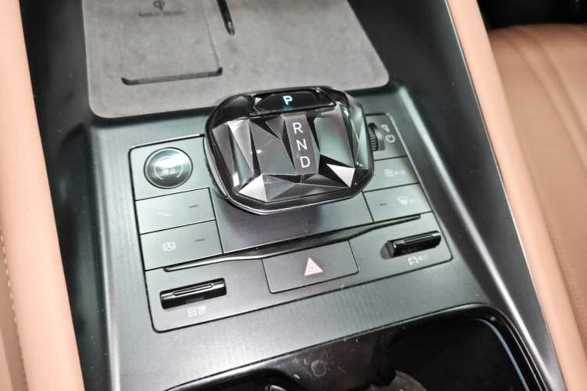 Used BYD Song L EV 2024 550 km Excellence Version Gear Lever
