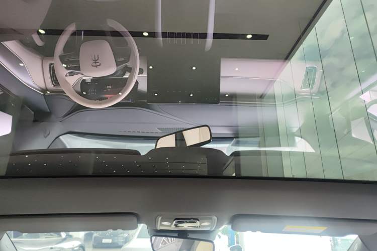 Used BYD Song L EV 2024 550km Beyond Edition Headliner