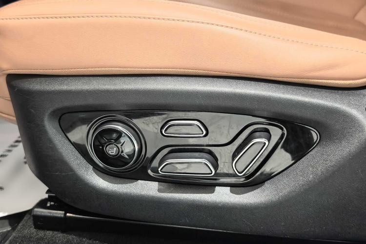 Used BYD Song L EV 2024 662 km Excellence Version Interior 6