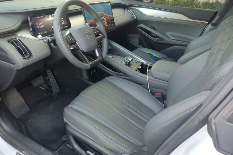 Used BYD Song L EV 2024 662 km Beyond Edition Left Front Seat