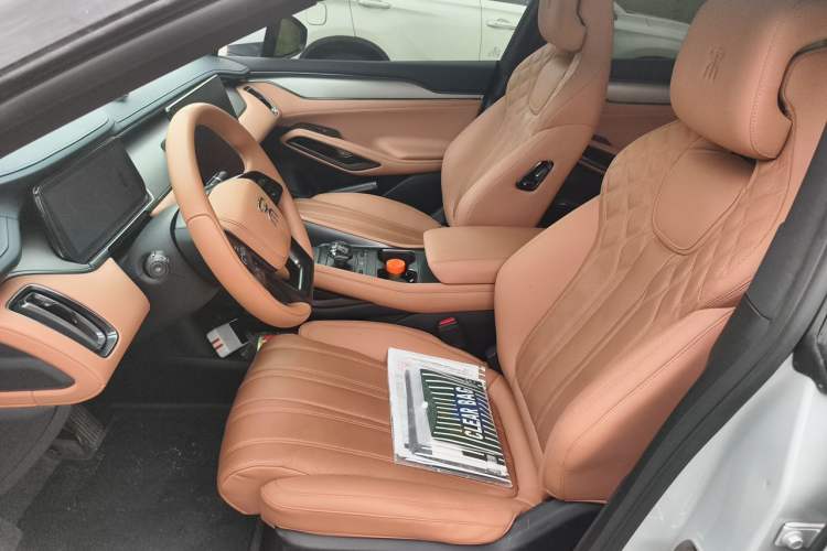 Used BYD Song L EV 2024 662 km Excellence Version Left Front Seat