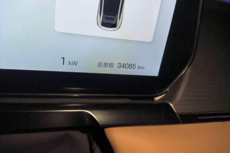 Used BYD Song L EV 2024 662 km Excellence Version Odometer Close Up