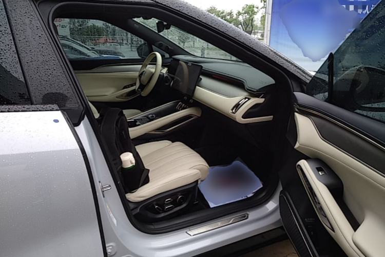 Used BYD Song L EV 2024 662 km Excellence Version Right Front Seat