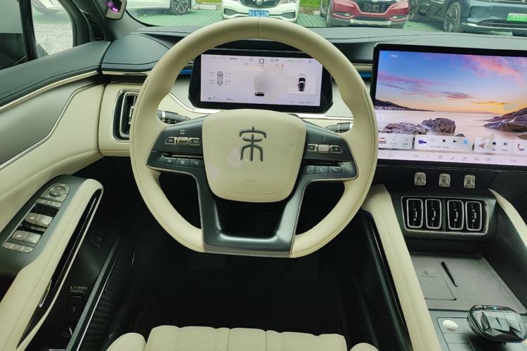 Used BYD Song L EV 2024 550 km Excellence Version Steering Wheel
