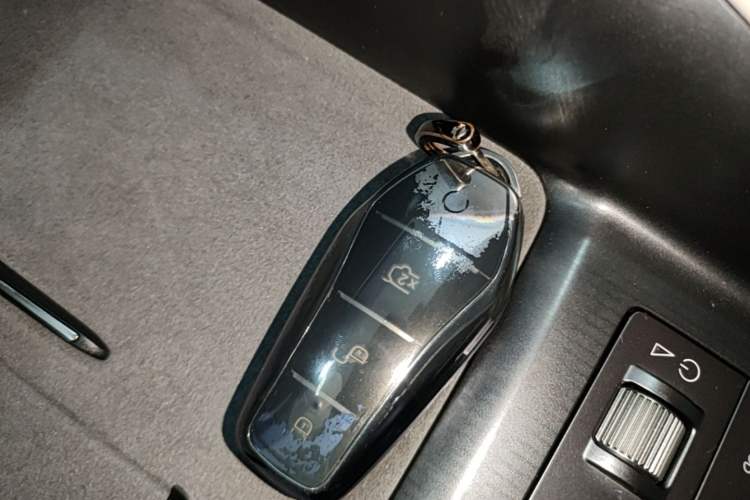 Used BYD Song L EV 2024 550km Beyond Edition Vehicle Key