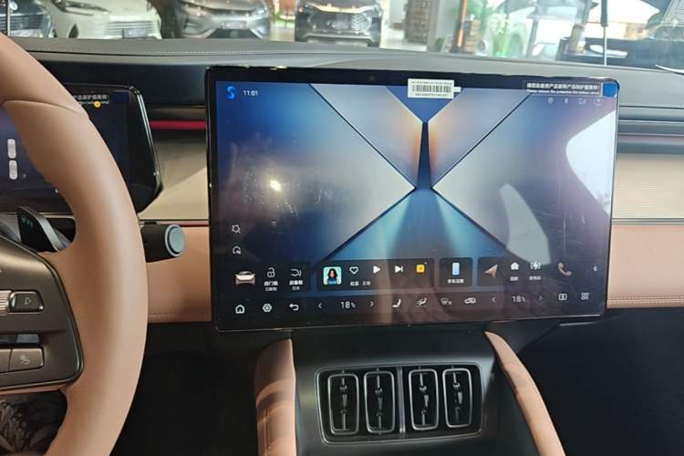 Used BYD Song L EV 2025 Intelligent Driving Version 662 km LiDAR Excellence Edition Audio And AC Panel