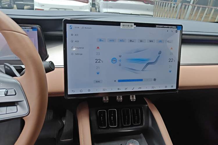 Used BYD Song L EV 2025 Intelligent Driving Version 662 km LiDAR Excellence Edition Audio And AC Panel