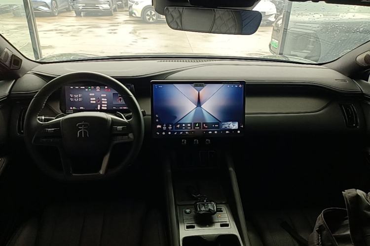 Used BYD Song L EV 2025 Intelligent Driving Version 662 km LiDAR Excellence Edition Center Console