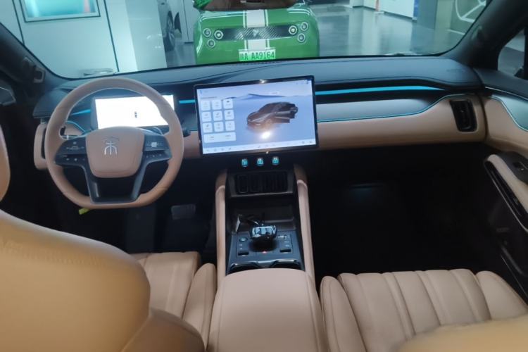 Used BYD Song L EV 2025 Intelligent Driving Version 662 km LiDAR Excellence Edition Center Console