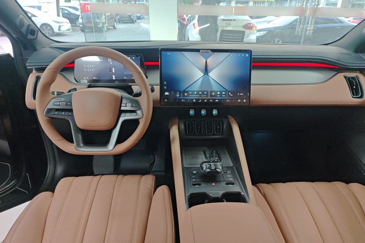 Used BYD Song L EV 2025 Intelligent Driving Version 550 km Excellence Edition Center Console