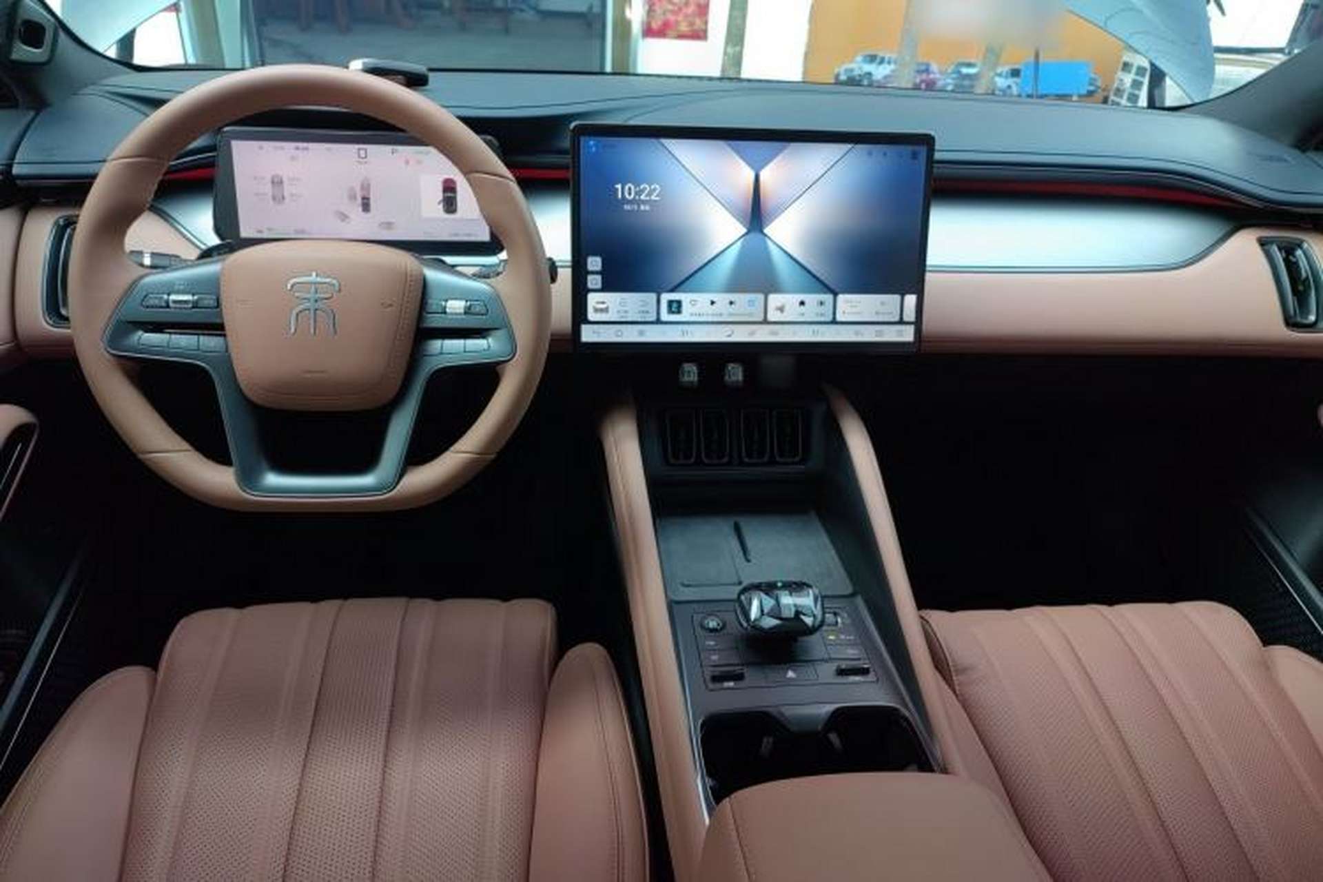 Used BYD Song L EV 2025 Intelligent Driving Version 550 km Excellence Edition Center Console