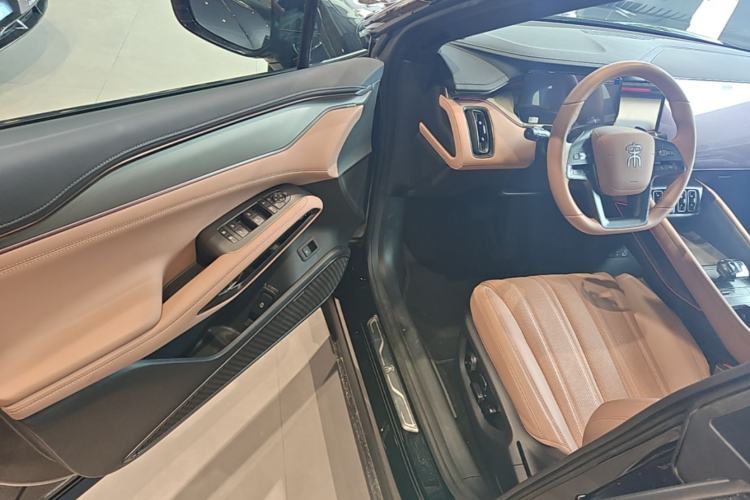 Used BYD Song L EV 2025 Intelligent Driving Version 662 km LiDAR Excellence Edition Driver Seat