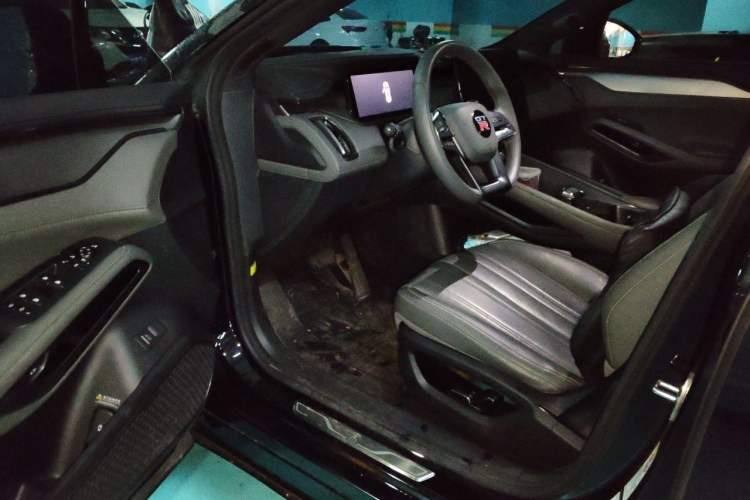 Used BYD Song L EV 2025 662 km Ultra-Range Version Driver Seat
