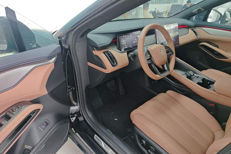 Used BYD Song L EV 2025 Intelligent Driving Version 550 km Excellence Edition Driver Seat