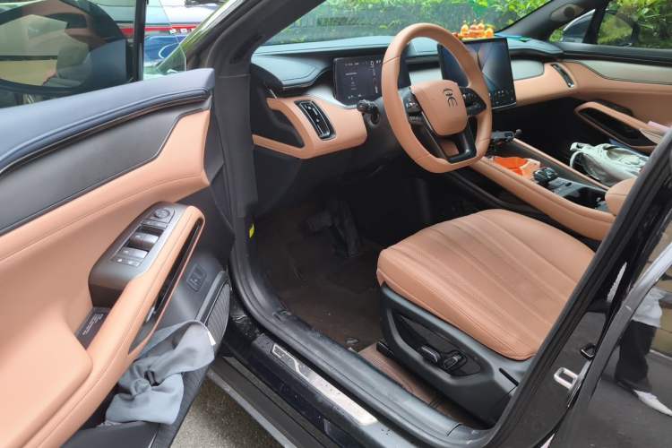 Used BYD Song L EV 2025 Intelligent Driving Version 662 km Beyond-Range Edition Driver Seat