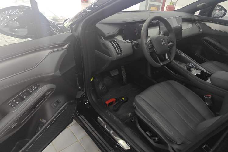 Used BYD Song L EV 2025 662 km Ultra-Range Version Driver Seat