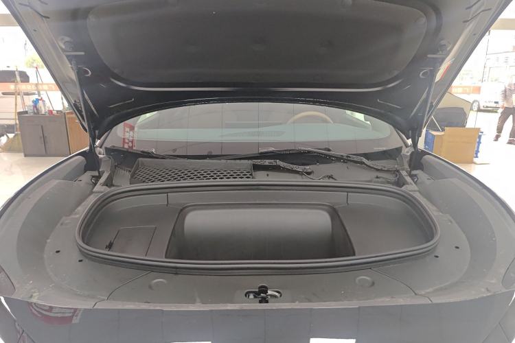 Used BYD Song L EV 2025 Intelligent Driving Version 550 km Excellence Edition Engine Bay