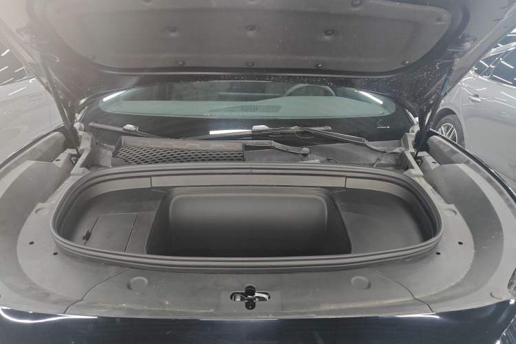 Used BYD Song L EV 2025 662 km Ultra-Range Version Engine Bay