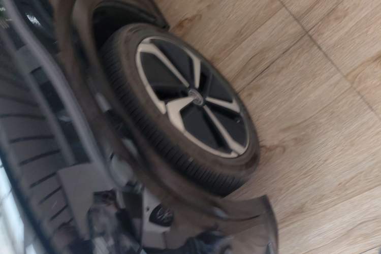 Used BYD Song L EV 2025 Intelligent Driving Version 662 km LiDAR Excellence Edition Exterior 4