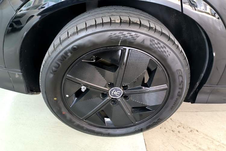 Used BYD Song L EV 2025 550 km Excellence Version Exterior 5