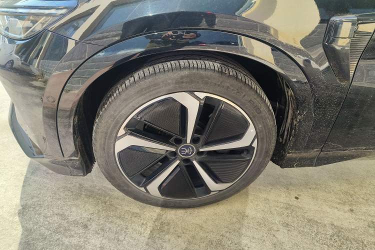 Used BYD Song L EV 2025 662 km Advanced Intelligent Driving Version Exterior 7
