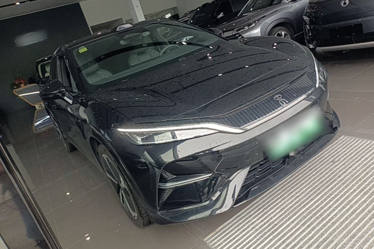 Used BYD Song L EV 2025 Intelligent Driving Version 662 km LiDAR Excellence Edition Front Right 45 Deg