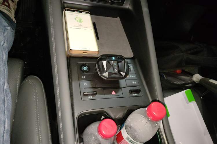 Used BYD Song L EV 2025 Intelligent Driving Version 662 km LiDAR Excellence Edition Gear Lever