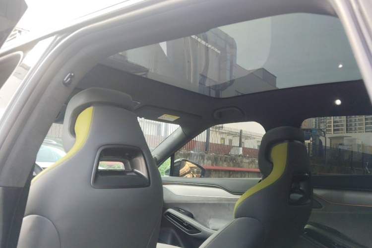 Used BYD Song L EV 2025 Intelligent Driving Version 602 km Range LiDAR-equipped All-Wheel-Drive Type Headliner