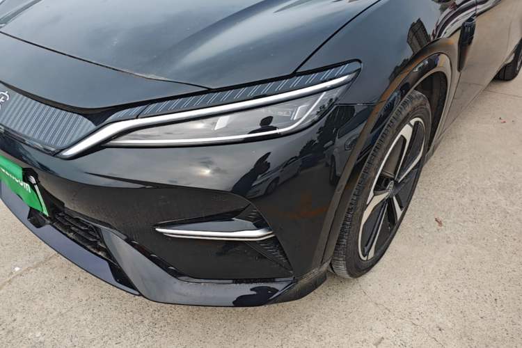 Used BYD Song L EV 2025 Intelligent Driving Version 662 km LiDAR Excellence Edition Left Front Headlight
