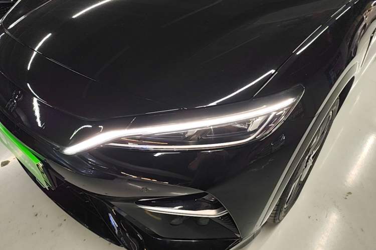 Used BYD Song L EV 2025 550 km Excellence Version Left Front Headlight