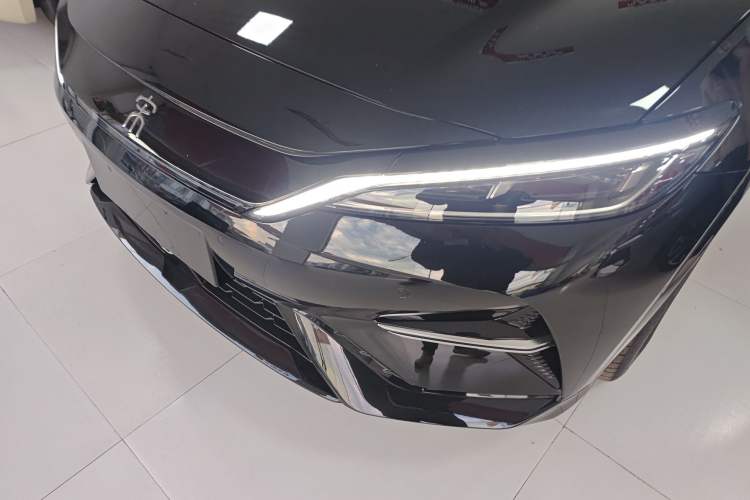 Used BYD Song L EV 2025 Intelligent Driving Version 550 km Excellence Edition Left Front Headlight