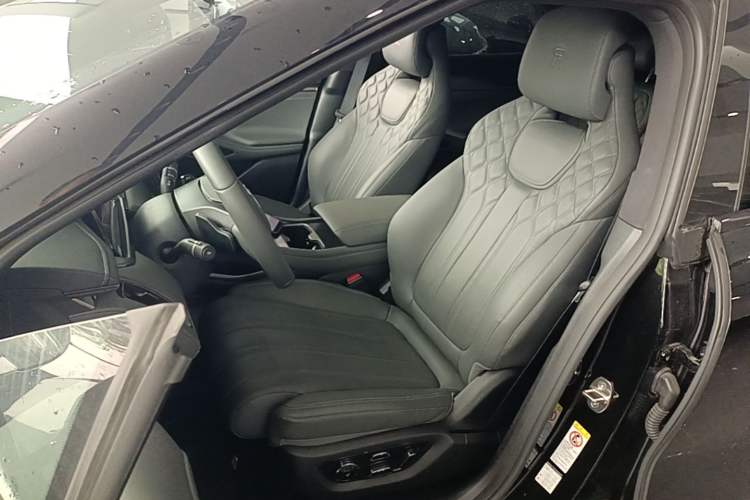 Used BYD Song L EV 2025 Intelligent Driving Version 662 km LiDAR Excellence Edition Left Front Seat