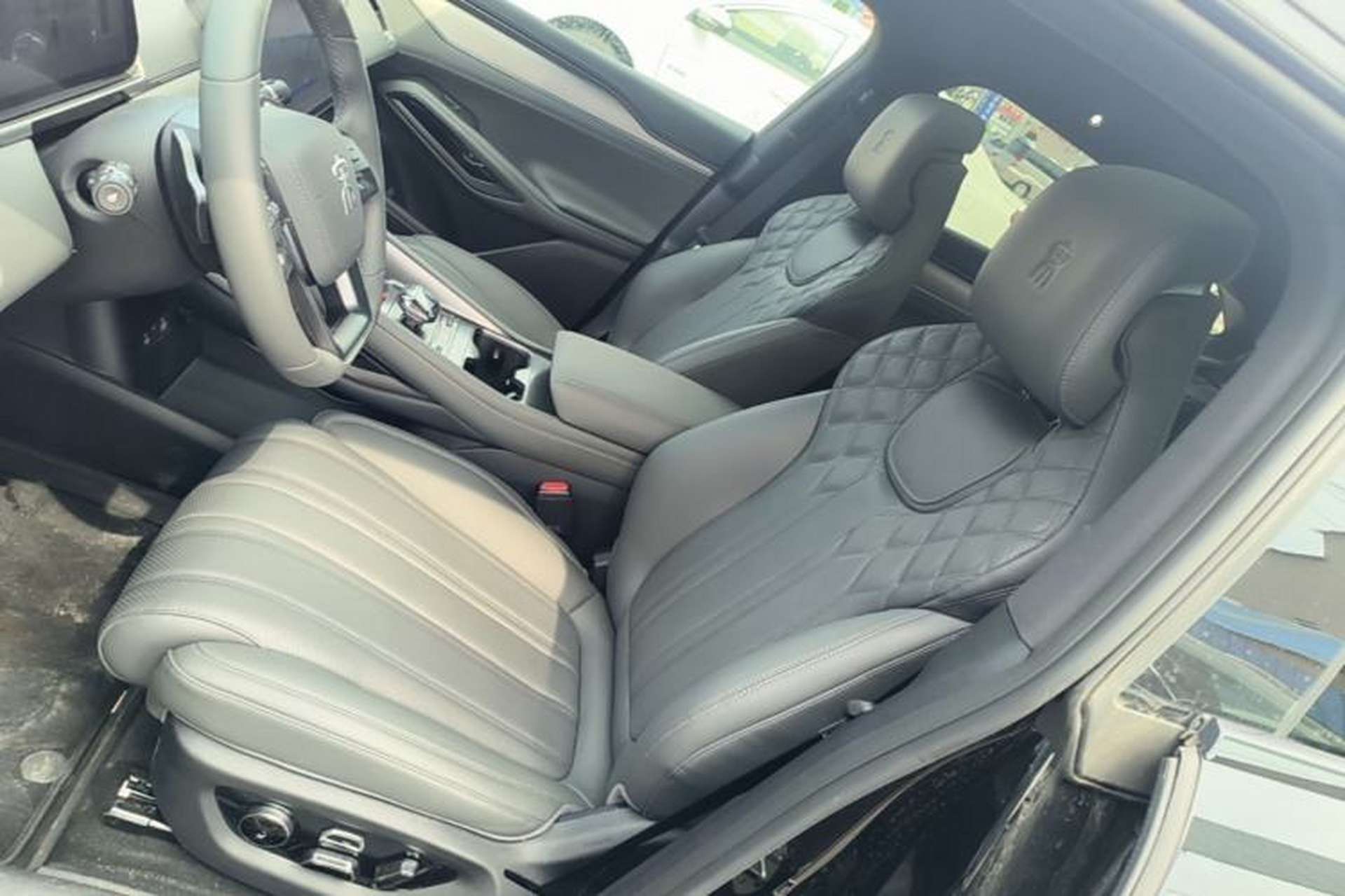 Used BYD Song L EV 2025 Intelligent Driving Version 662 km LiDAR Excellence Edition Left Front Seat