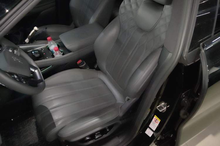Used BYD Song L EV 2025 Intelligent Driving Version 662 km LiDAR Excellence Edition Left Front Seat
