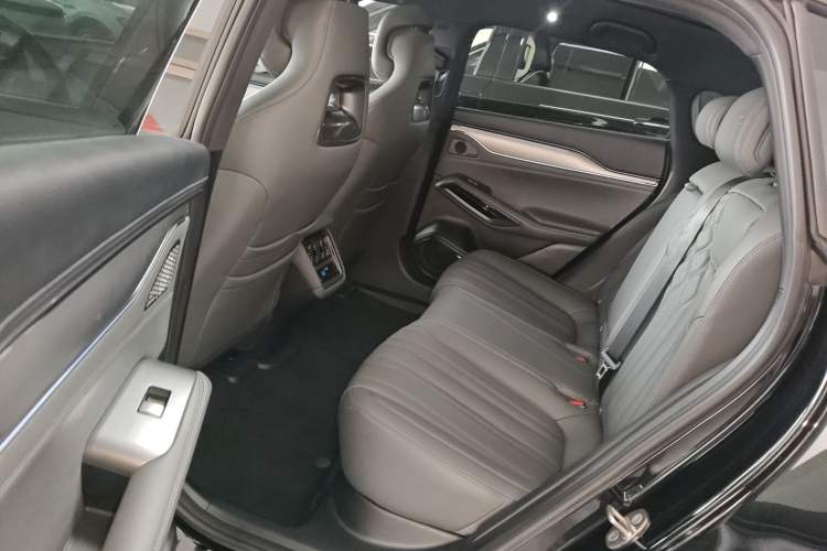 Used BYD Song L EV 2025 Intelligent Driving Version 662 km LiDAR Excellence Edition Left Rear Seat