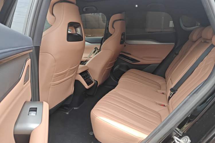 Used BYD Song L EV 2025 Intelligent Driving Version 662 km LiDAR Excellence Edition Left Rear Seat