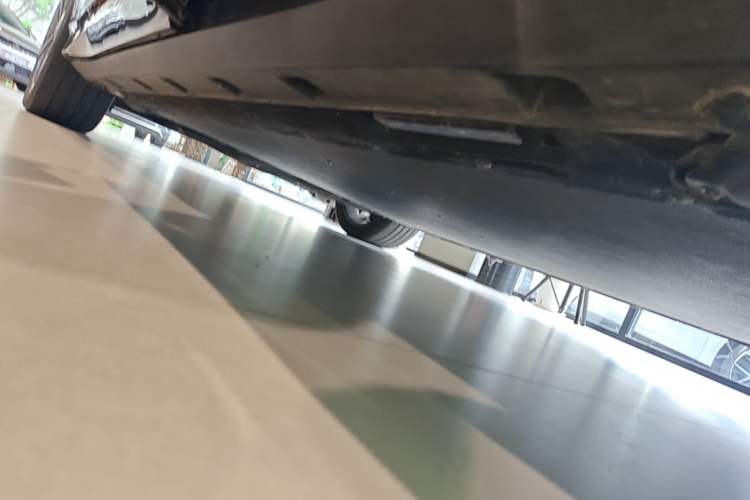 Used BYD Song L EV 2025 Intelligent Driving Version 662 km LiDAR Excellence Edition Left Side Sill