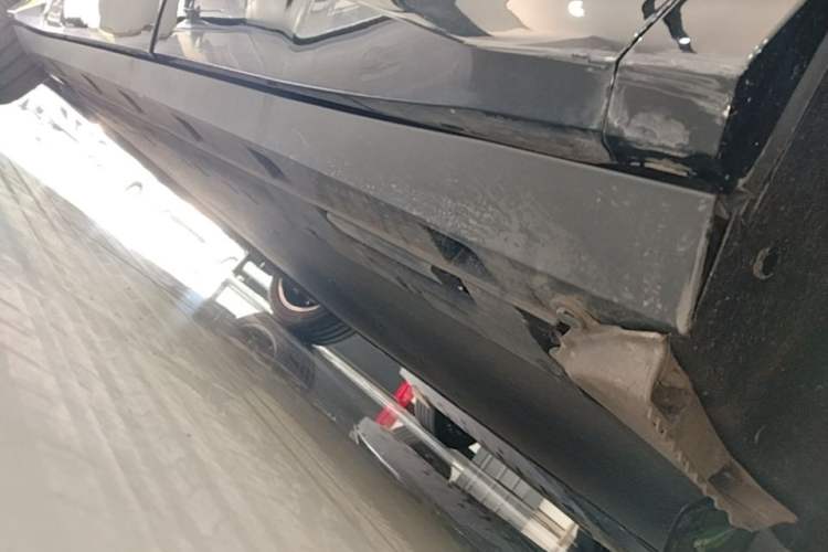 Used BYD Song L EV 2025 Intelligent Driving Version 662 km LiDAR Excellence Edition Left Side Sill